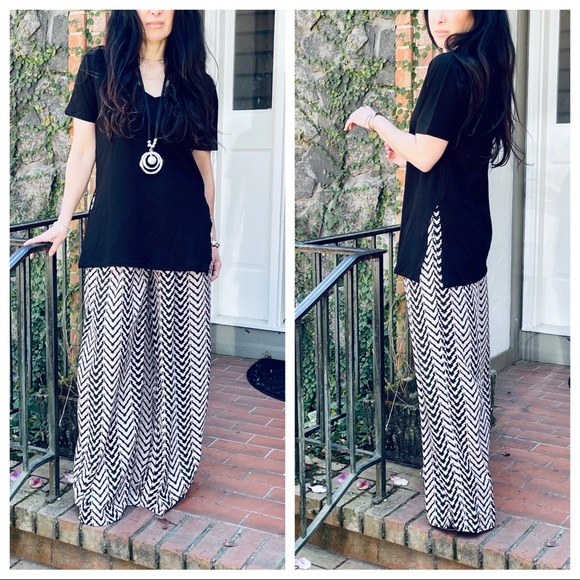 Super wide leg chevron print palazzo pants - Picture 4 of 8
